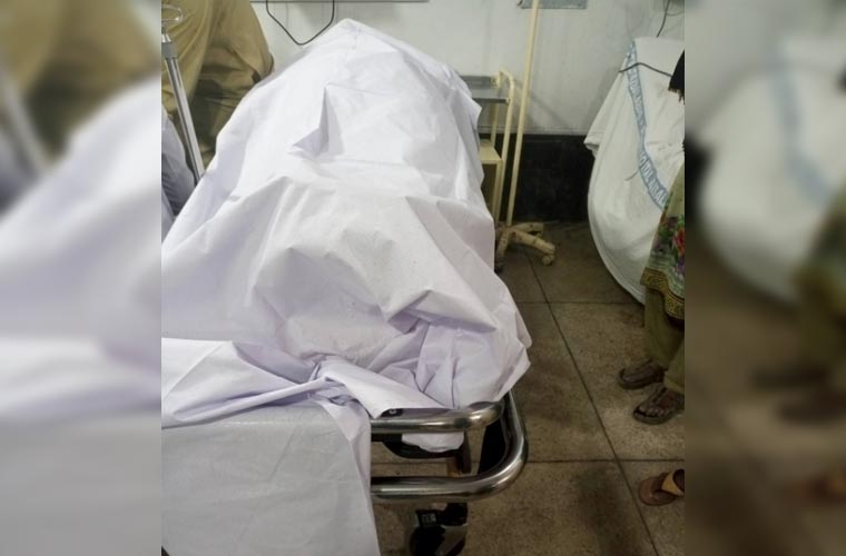 فیصل آباد : راشن کی تقسیم کے دوران بھگڈر، 55 سالہ خاتون جاں بحق، دو زخمی