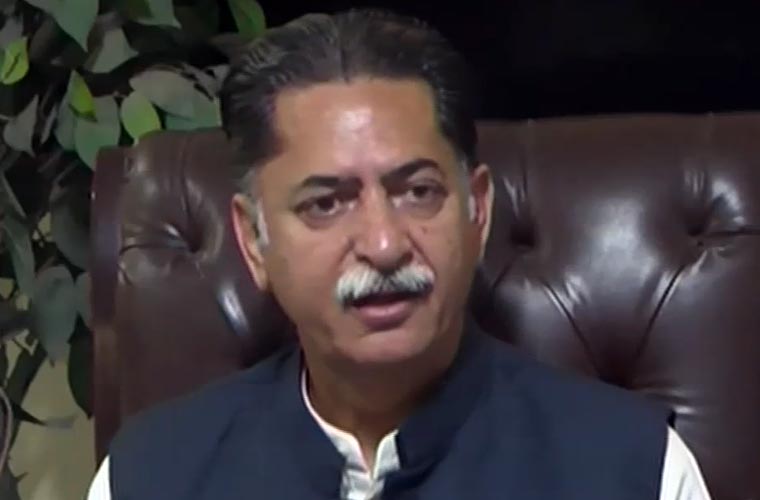 نوازشریف ضرور وطن واپس آئیں گے اور انتخابی مہم میں حصہ لینگے: جاوید لطیف