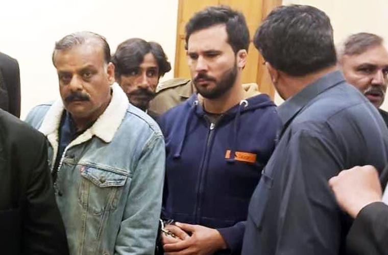 حسان نیازی کی گرفتاری کے خلاف لاہور بار کی ہڑتال