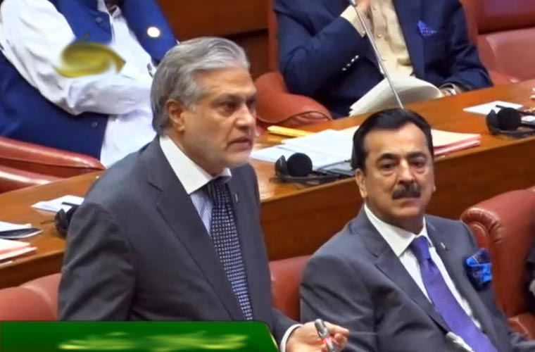 جمعہ کو اس قوم کو ایک اور بڑی خوشخبری ملے گی : اسحاق ڈار