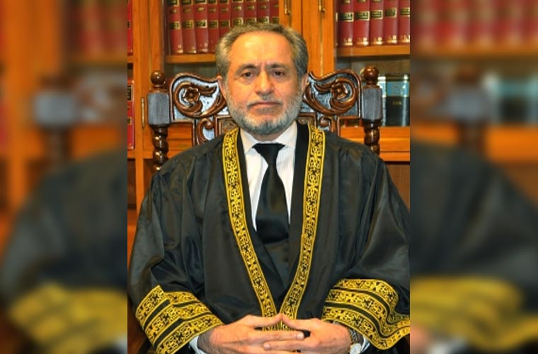 جب آرڈر آف کورٹ جاری ہی نہیں ہوا تو صدر نے تاریخ کیسے دی : جسٹس جمال مندوخیل