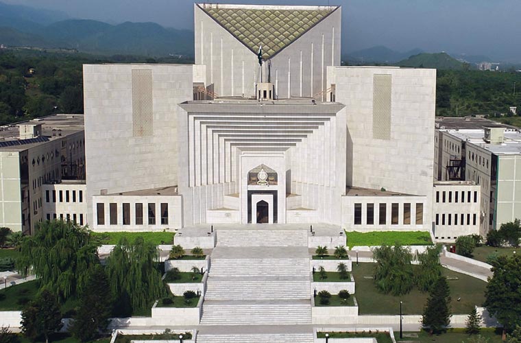 سپریم کورٹ نے حکومت اور پی ٹی آئی سے انتخابات سے قبل یقین دہانی مانگ لی