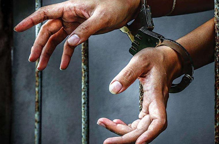 کراچی: پولیس کی کارروائی، 2 رکنی افغانی اسٹریٹ کرمنل گروہ گرفتار