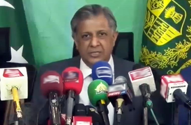 ٹکراؤ کی کیفیت پارلیمان کی طرف سے نہیں ہے : اعظم نذیر تارڑ