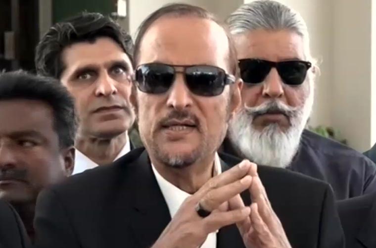 آج طے ہوگا کہ آئین کا راج ہوگا یا نامعلوم راج : بابر اعوان