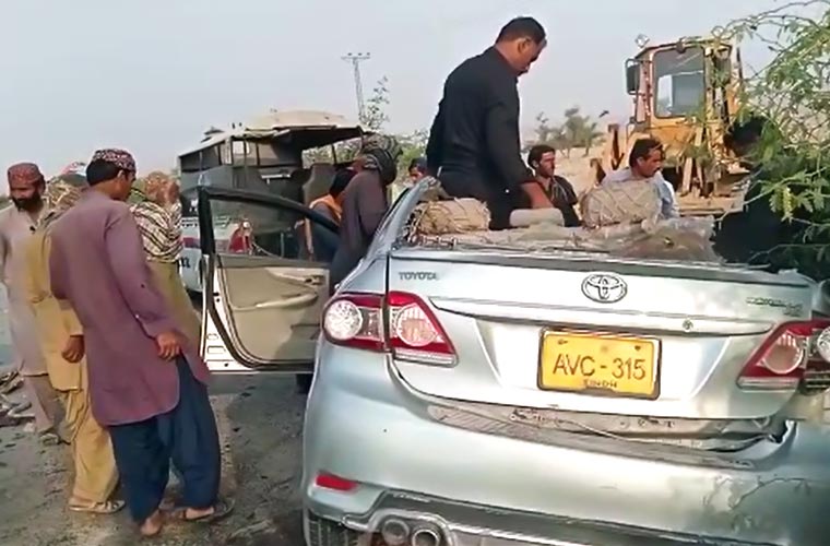 بولان : گاڑیوں میں تصادم سے چار افراد جاں بحق
