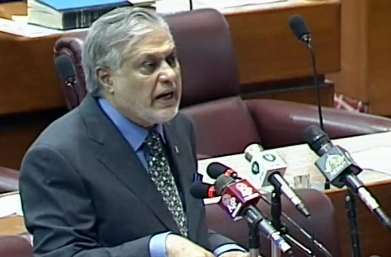 اب اس ایوان کو فیصلہ کرنا ہے کہ الیکشن کمیشن کو رقم فراہم کریں یا نہ کریں : اسحاق ڈار