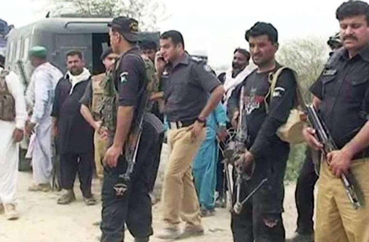 کشمور : کچے کے علاقے میں ڈاکوؤں کی فائرنگ سے دو پولیس اہلکار شہید