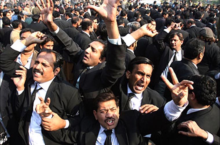 سپریم کورٹ فیصلے پر عملدرآمد نہ کرنے پر لاہور ہائیکورٹ بار کا وکلا تحریک چلانے کا اعلان