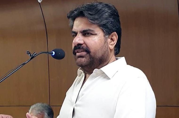 ایم کیو ایم بائیکاٹ سے چند سیٹیں کیا ملیں، حافظ نعیم نے تو دل پر لے لیا : ناصر شاہ