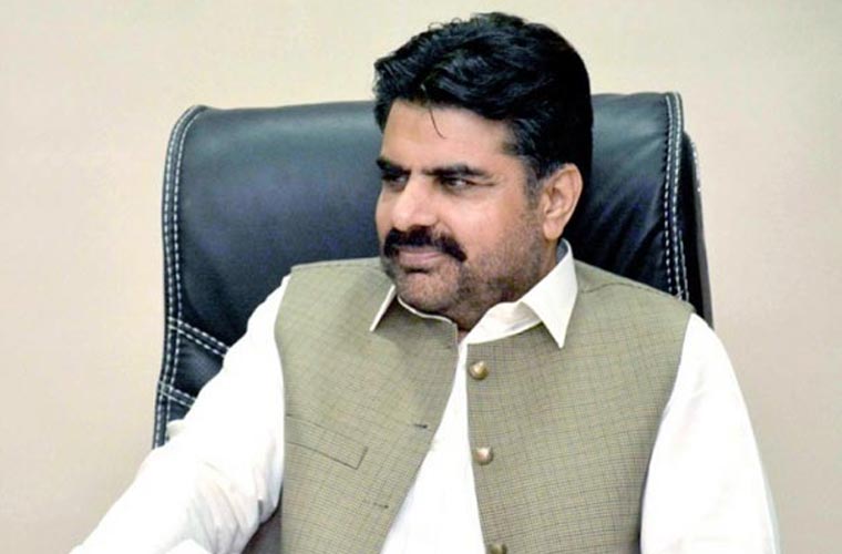 ڈونلڈ ٹرمپ پاکستانی ہوتا تو حاضری عدالت کے دروازے پر لگ جاتی : ناصر شاہ
