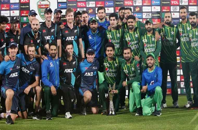 پاکستان بمقابلہ نیوزی لینڈ :کیویز نے پانچواں ٹی ٹوئنٹی جیت کر سیریز برابر کر دی