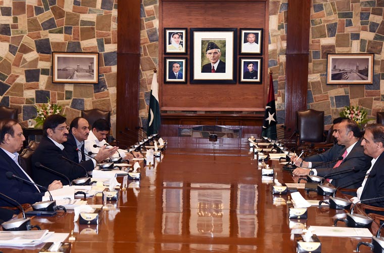 گیس کی تقسیم پالیسی پر نظرثانی کی جائے، لوگ مشکل میں ہیں : وزیر اعلیٰ سندھ