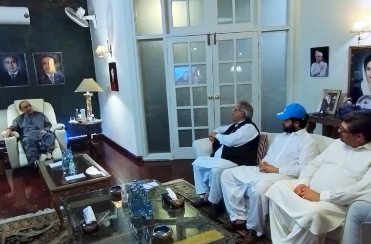 صوابی کا اہم ترکئی خاندان پی ٹی آئی سے پیپلز پارٹی میں شامل