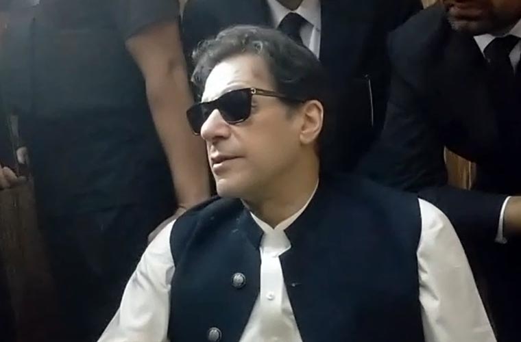 جناح ہاؤس حملے کی مذمت کرتا ہوں، یکطرفہ مذاکرات نہیں ہوسکتے : عمران خان
