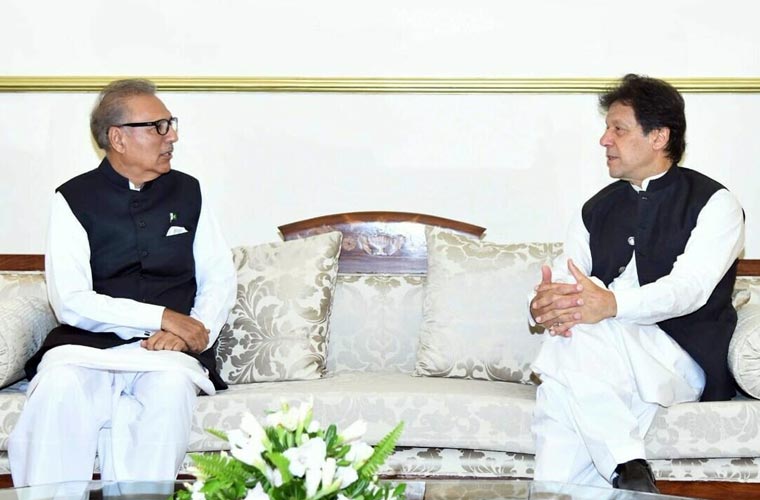 صدر مملکت کی پی ٹی آئی سربراہ سے طویل ملاقات، عمران خان بات چیت کرنے کو تیار