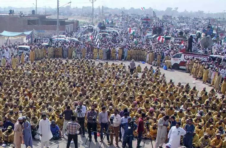 جے یو آئی کے پارٹی کارکنان کو کپڑے، بستر و دیگر سامان ساتھ لانے کی ہدایت