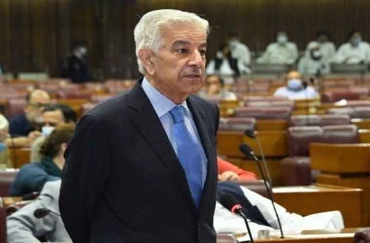 اگر جنگ لڑنی ہے تو پھر جنگ ہو، پارلیمنٹ ہتھیار نہیں ڈالے گی، خواجہ آصف