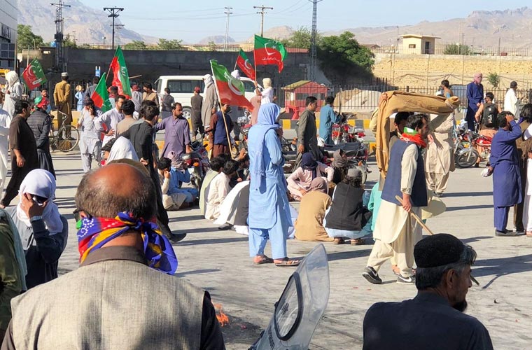 کوئٹہ سے 78 پی ٹی آئی کارکنان گرفتار، شہر میں زندگی معمول پر آگئی