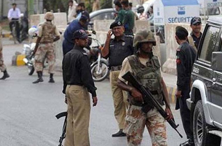 گلشن معمار میں رینجرز اور پولیس کی مشترکہ کارروائی، 3 ملزمان گرفتار