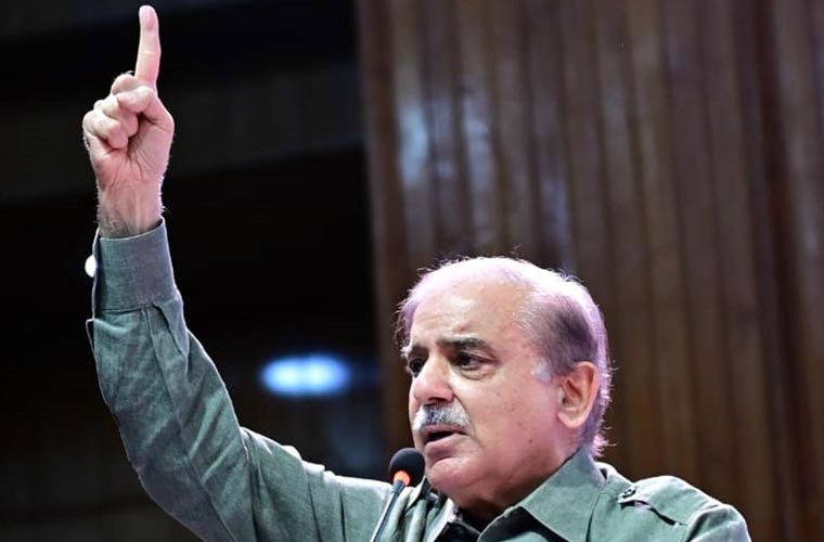 شرپسندوں نے شہداء کی بے حرمتی کر کے نظریہ پاکستان پر حملہ کیا : وزیر اعظم