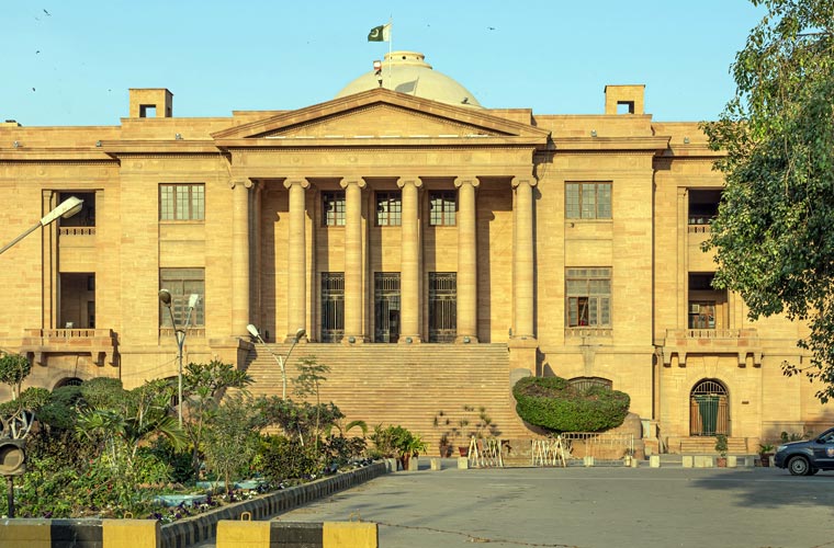 سندھ ہائی کورٹ : پی ٹی آئی نے مئیر کے انتخاب روکنے کیلئے درخواست دائر کردی