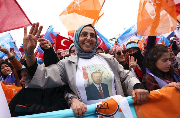 ترک انتخابات میں رجب طیب اردگان کی برتری، فیصلہ رن آف میں ہونے کا امکان