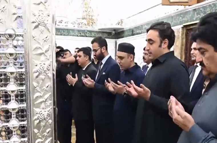 وزیر خارجہ بلاول بھٹو کی شیخ عبدالقادر جیلانی کے مزار پر حاضری