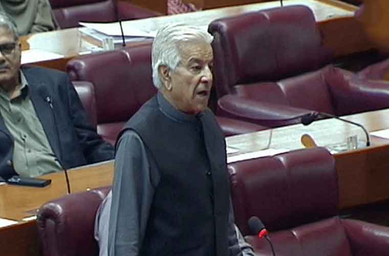 یونان کے کوسٹ گارڈ نے ظلم کیا ہے: وزیردفاع خواجہ آصف