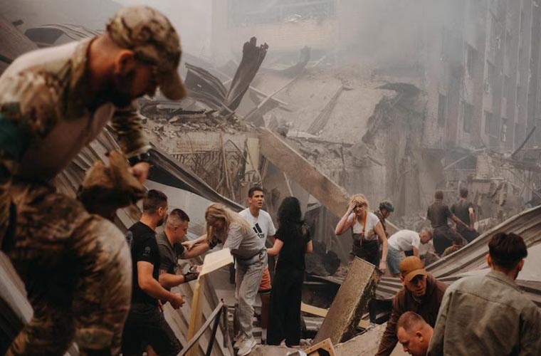 روس کا مشرقی یوکرین میں ریسٹورنٹ پر میزائل حملہ، 4 افراد ہلاک