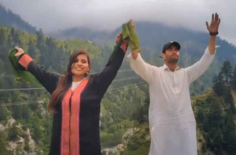 بھارت سے آئی انجو اب فاطمہ ہوگئی، نصراللہ سے نکاح ہوگیا