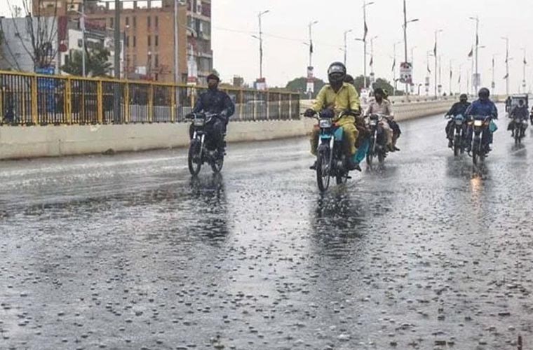 کراچی میں بارش کا سلسلہ دن بھر جاری رہے گا، کل کے بعد سمندری ہوائیں بحال ہوجائینگی
