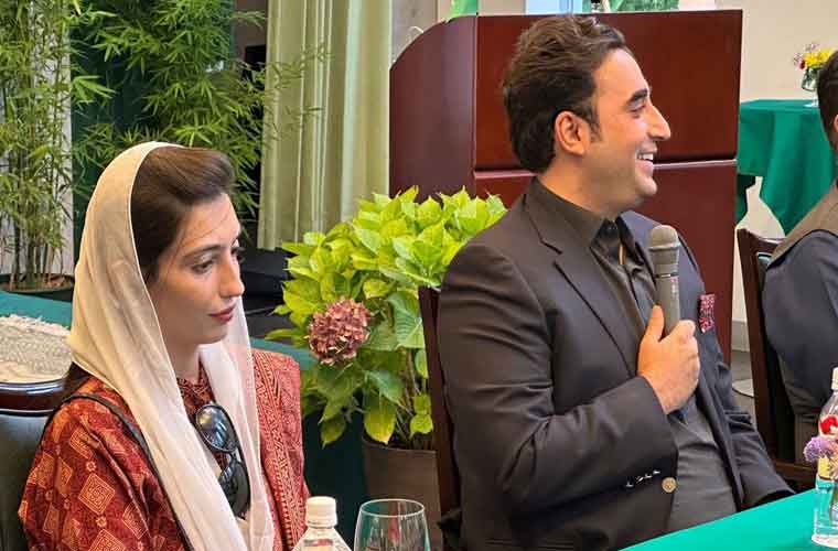 جاپان کے ساتھ مختلف شعبوں میں تعاون بڑھانا چاہتے ہیں: وزیرخارجہ