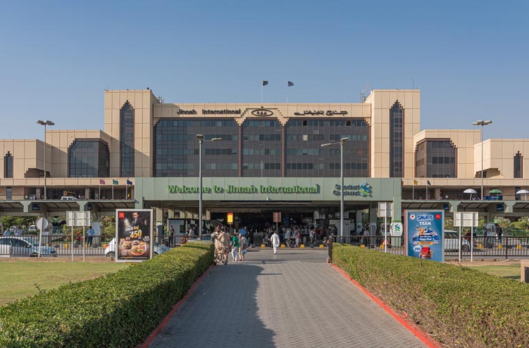 کراچی ائیرپورٹ سے امارات فرار ہونے کی کوشش کرنیوالا مطلوب انسانی اسمگلر گرفتار