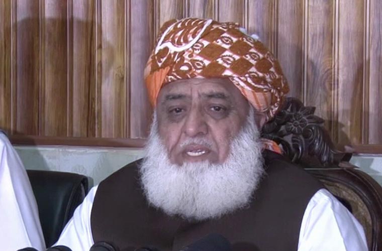 آئندہ چیئرمین پی ٹی آئی جیسے لوگ مسلط ہوئے تو گریبان سے پکڑ کر نکالیں گے: مولانا فضل الرحمان