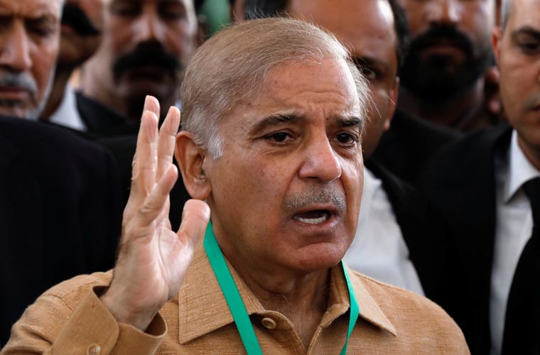 ’ملک گیر احتجاج ہوگا‘، وزیراعظم کا 7 جولائی کو یوم تقدس قرآن منانے کا فیصلہ