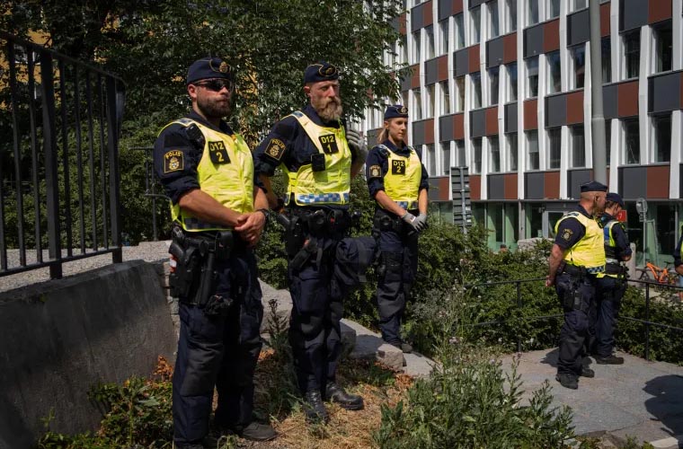 قرآن پاک کی بے حرمتی کے واقعے پر سویڈن حکومت کا بیان سامنے آگیا