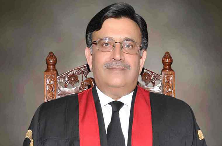 عمران خان کی سزا،توشہ خانہ کیس میں ٹرائل کورٹ کا حکم درست نہیں:چیف جسٹس