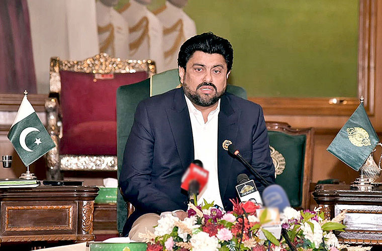 مصطفیٰ عامر قتل کیس میں با اثر افراد کا ہاتھ ہے، گورنر سندھ