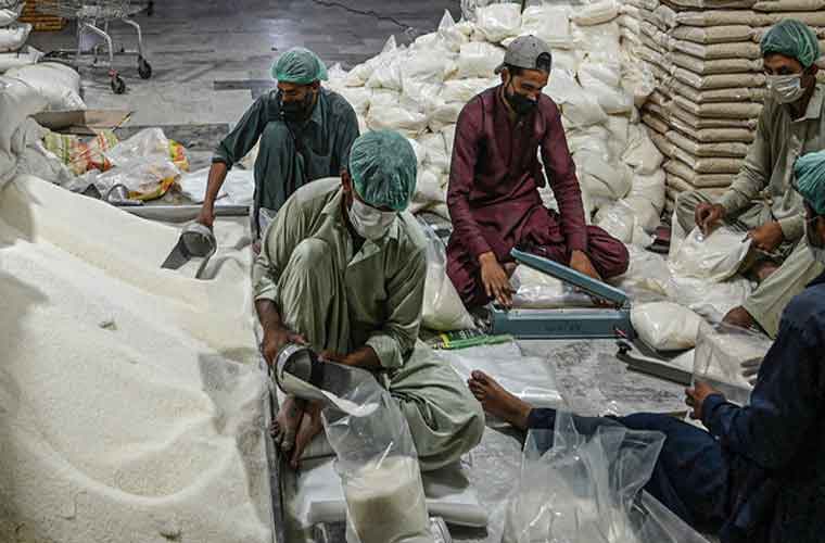 بجلی، پیٹرول کے بعد چینی کی قیمتوں میں بھی بڑا اضافہ