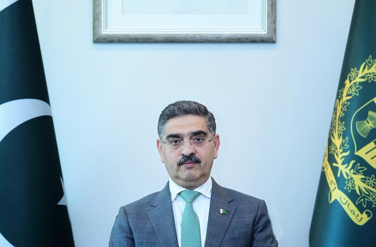 کئی معاملات میں آرمی چیف کا کردار ضروری ہے اور ہونا چاہیئے: انوار الحق کاکڑ