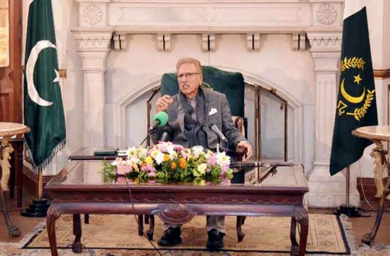 صدر علوی کے عہدے کا آج آخری روز، عارف علوی ایوان صدر خالی نہیں کریں گے: ذرائع