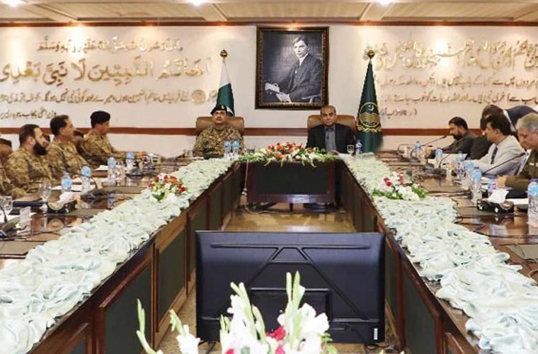 آرمی چیف کی غیرقانونی معاشی سرگرمیوں کیخلاف پوری قوت سےکارروائیاں جاری رکھنےکی ہدایت