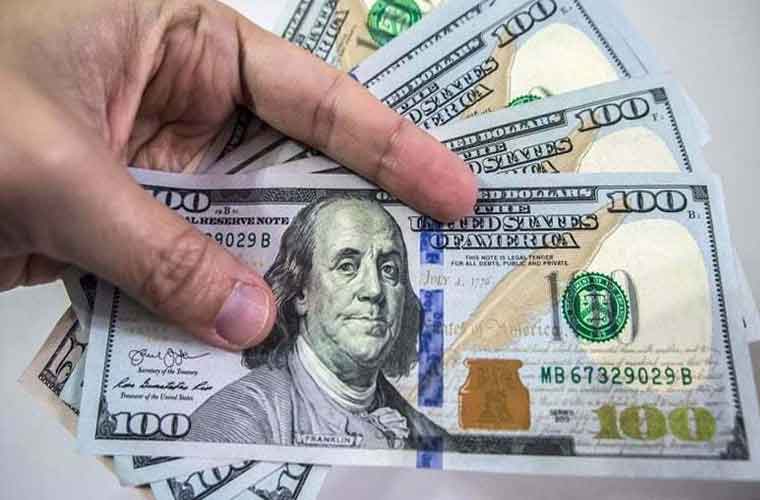 ڈالر 250 روپے تک گرسکتا ہے: معاشی ماہرین