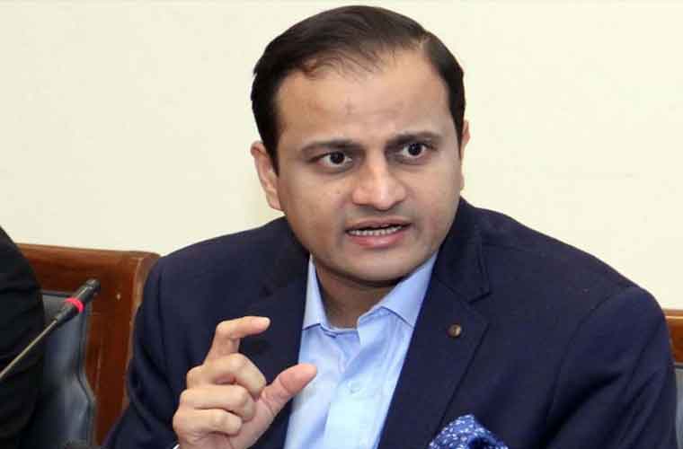 جگہ جگہ کھانا پڑا ہونے سے آوارہ کتوں کی افزائش میں اضافہ ہورہا ہے:میئر کراچی