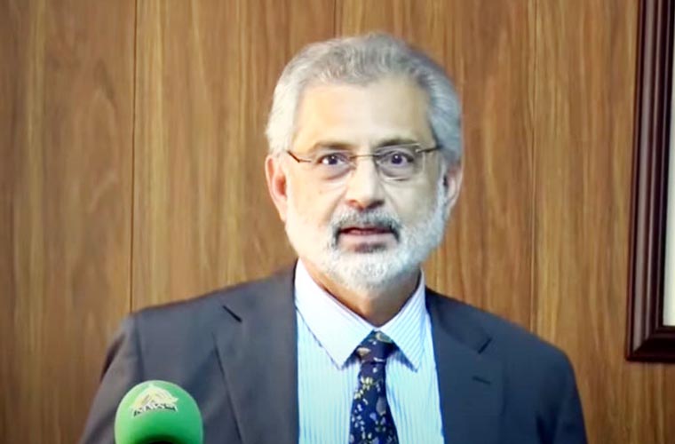 اپنے ذہن سے تصور نکال دیں کہ سپریم کورٹ سے تاریخ لے لیں گے: چیف جسٹس