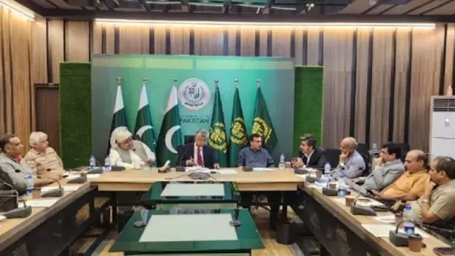 حکومت کی بجلی کمپنیوں کے افسران کیلئے مفت بجلی سہولت ختم کرنے کی تیاری