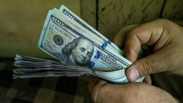 پاکستانی روپے کے مقابلے میں ڈالر مہنگا ہوگیا