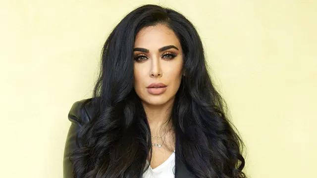‘مجھے خون کا پیسہ نہیں چاہیے’، معروف میک اپ برانڈ کی بانی کا اسرائیلی خاتون کو کرارا جواب