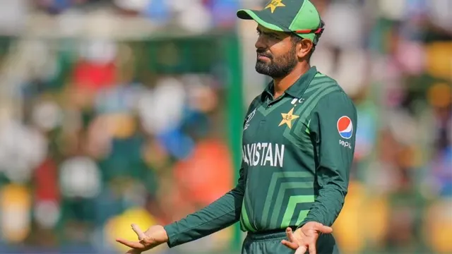 آئی سی سی ون ڈے رینکنگ جاری، بابر اعظم سے پہلی پوزیشن چھن گئی